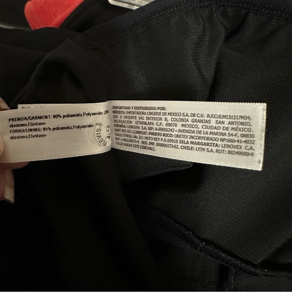 Perfect condition. Comfortable compression from top to bottom! - Picture 10 of 10